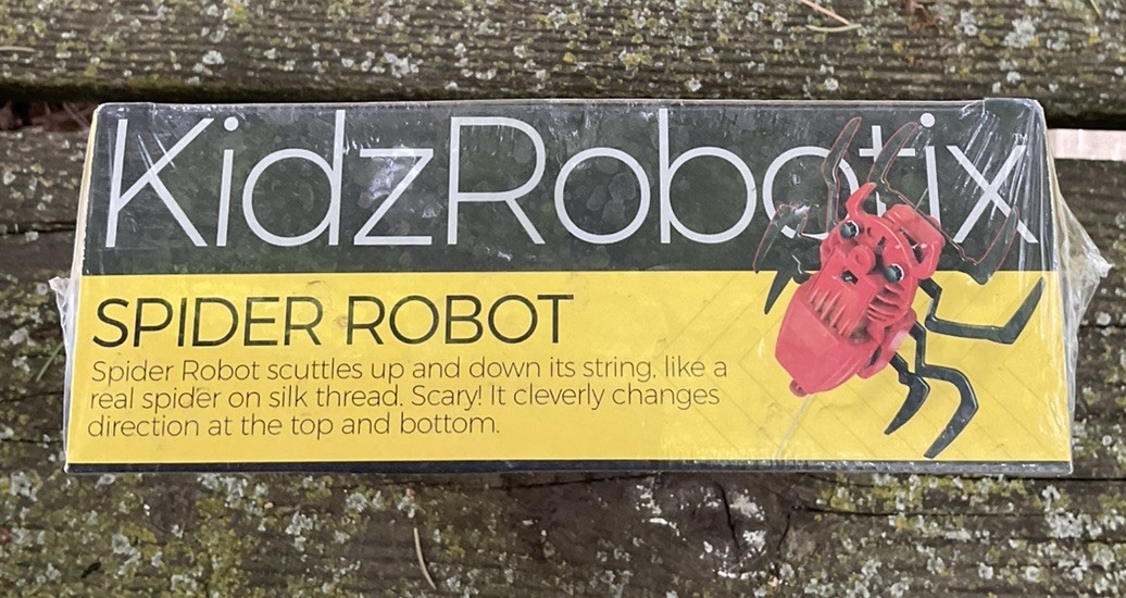 KidzRobotix Spider Robot Powered Kids 4M Brand New in Box for Kids STEAM
