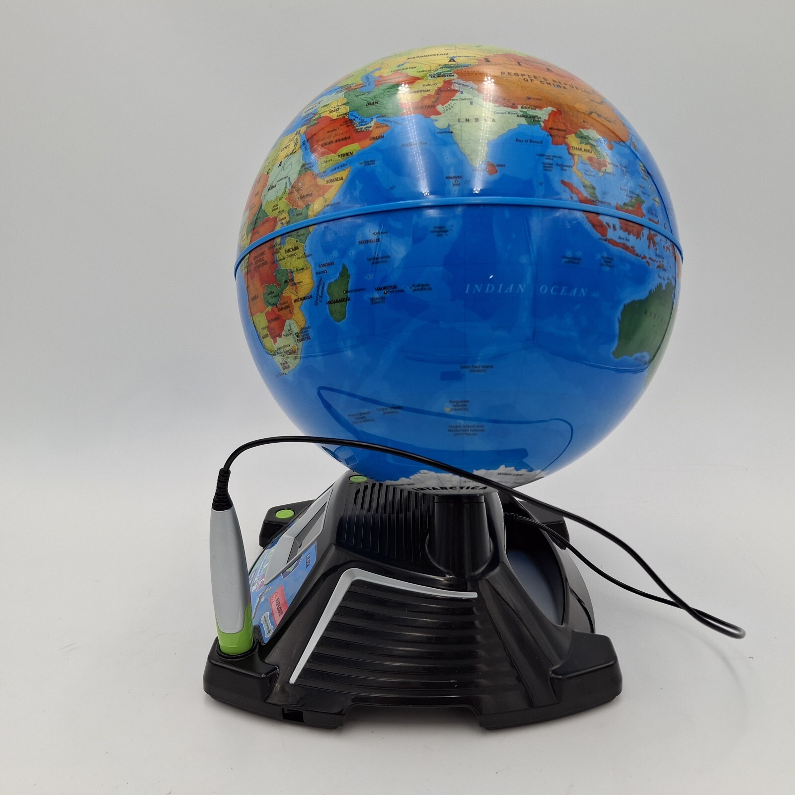 LeapFrog Magic Adventures Globe 2.8″ Video Screen BBC Videos Interactive Games