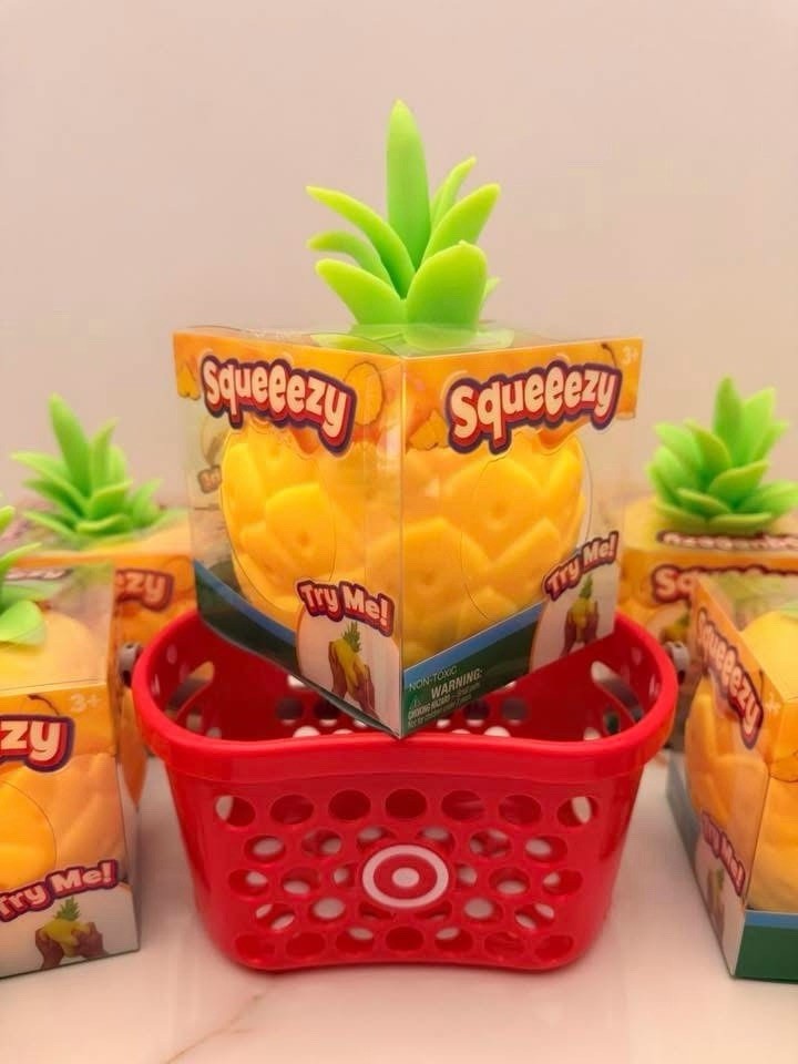 TikTok Viral Toymendous Sunny Days Squeeezy Pineapple Sensory Toy Stress Relief