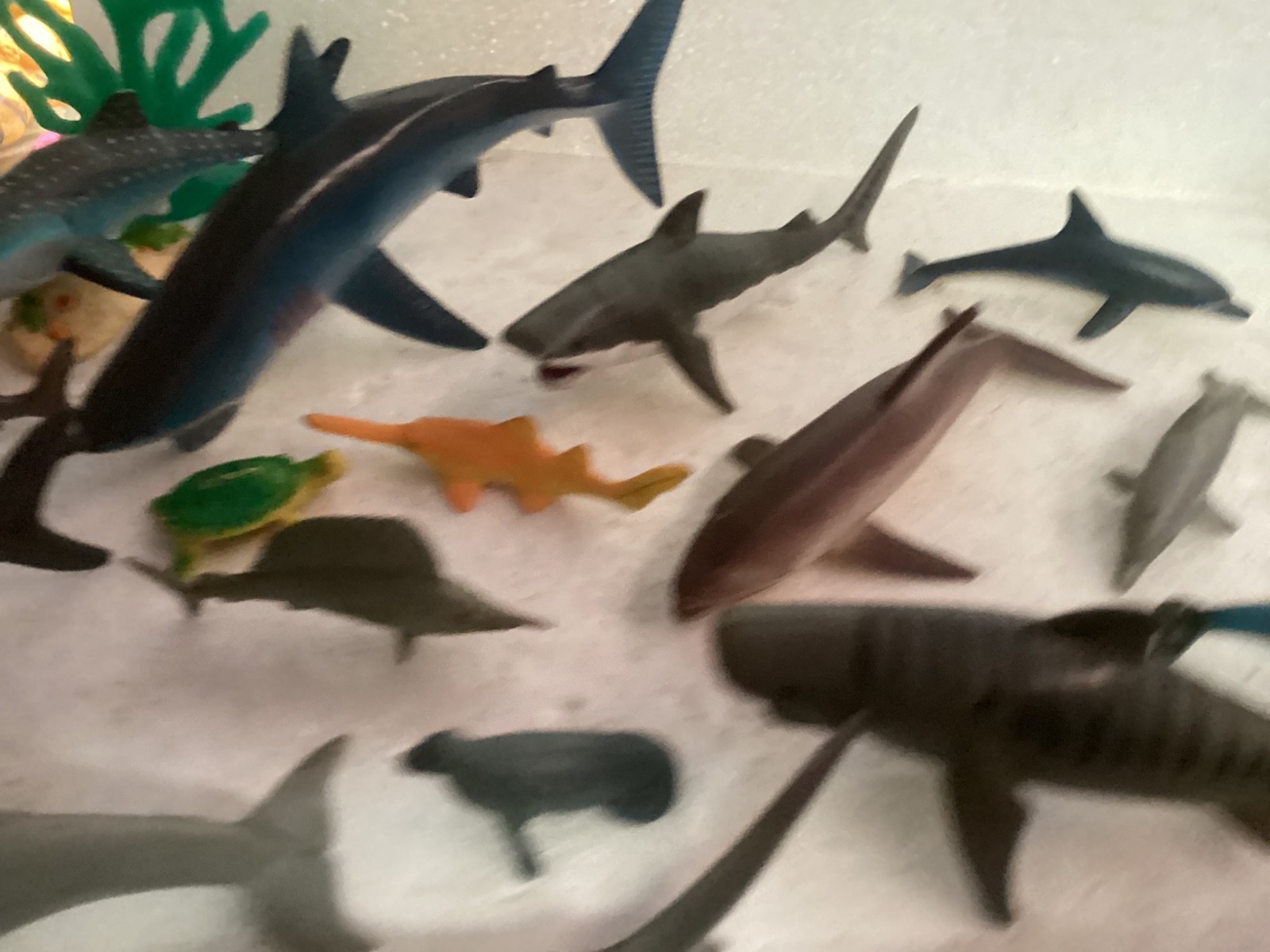Mixed Lot 27 OCEAN SEA CREATURES Plastic Animals Toy Figures.
