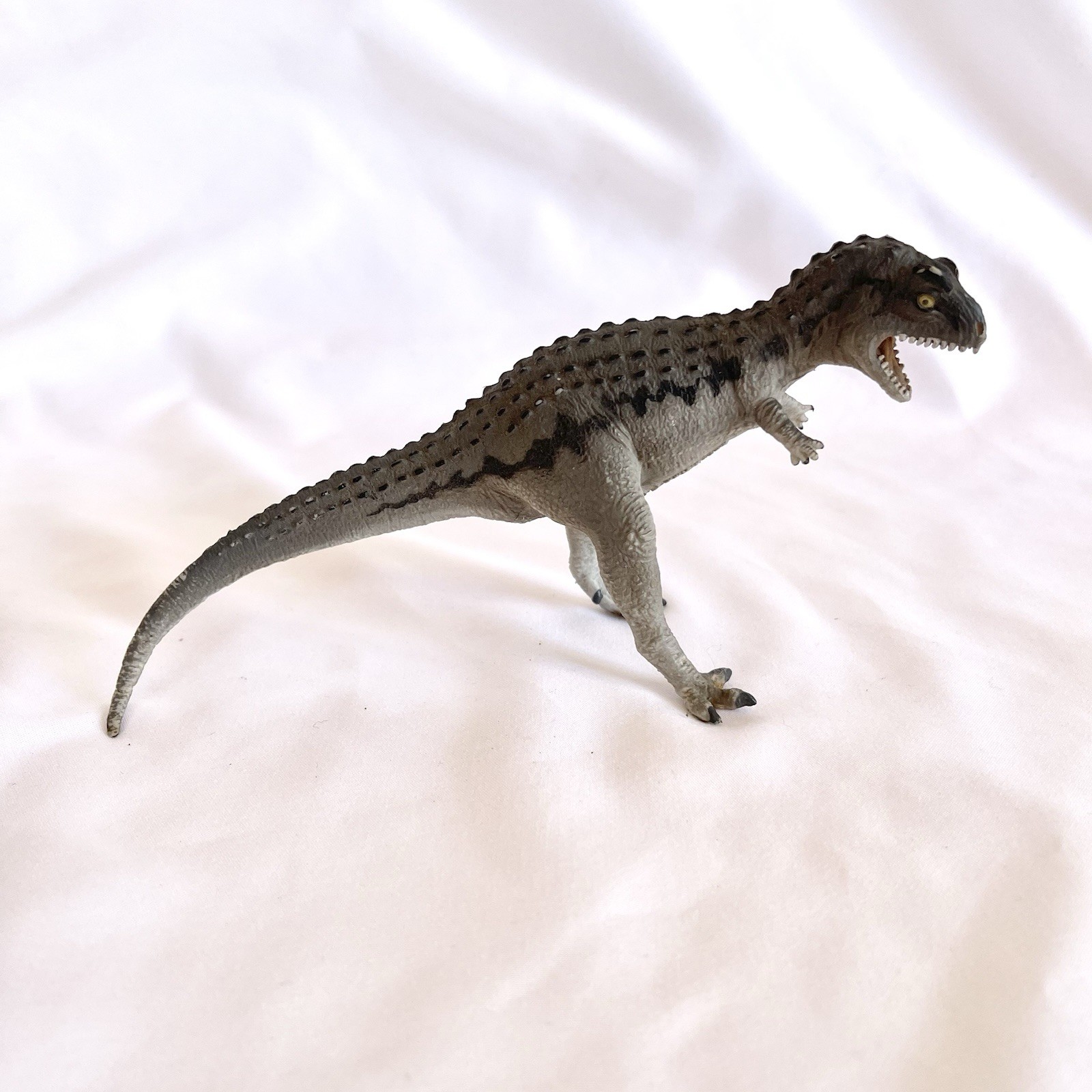 Vintage 1996-97 Safari Ltd Carnotaurus Carcharodontosaurus Baryonyx Dinosaur Lot