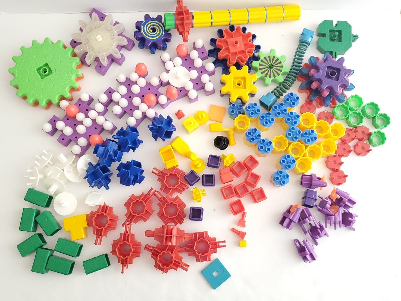 Bag Of Learning Resources Plastic Building Shapes Gears Parts and Pieces
