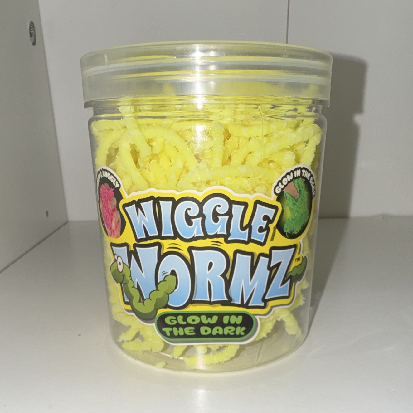 Wiggle Wormz Glow in the Dark Worms Tactile Sensory Toy Jar Age 3-4
