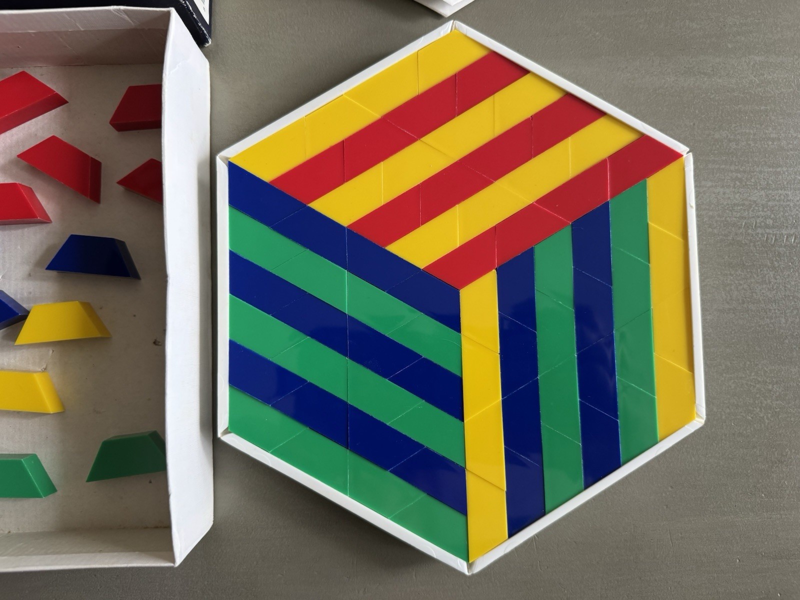 MAGIC MOSAIC Diset International Educational Design Puzzle Toy Spain