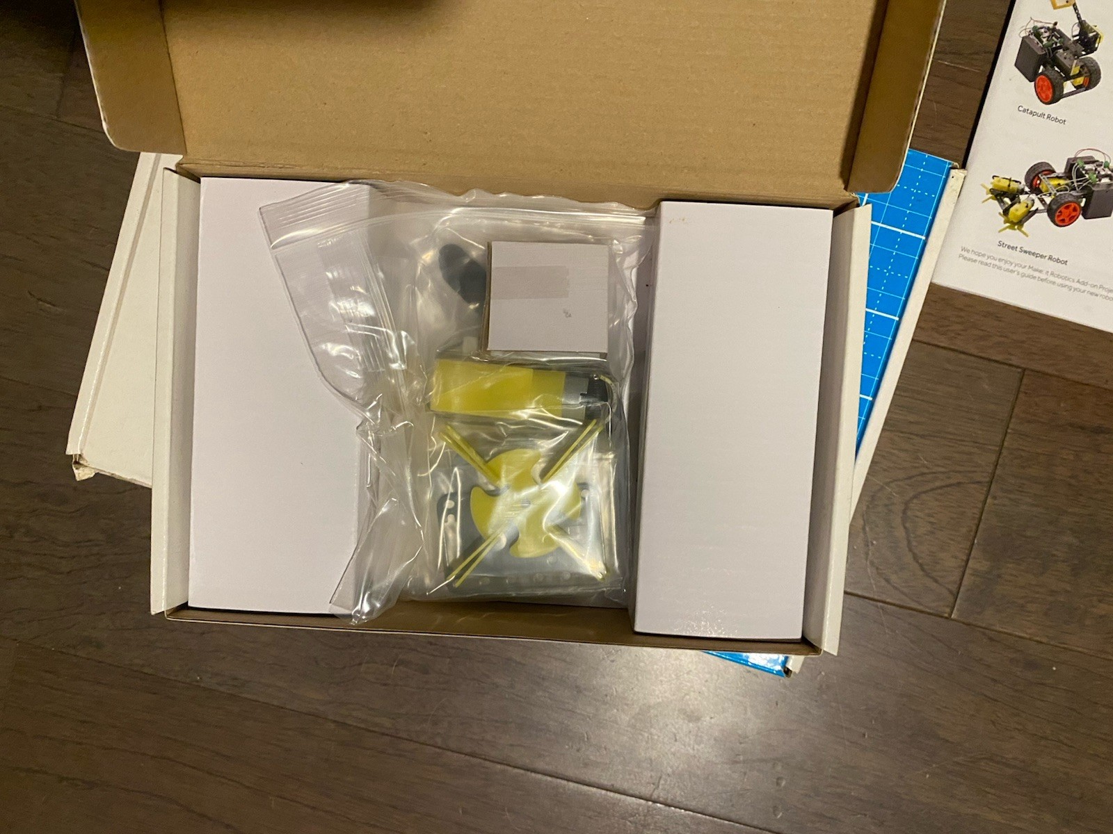 Radioshack Make It Robotics Starter Kit and Add-On Project Kit 2