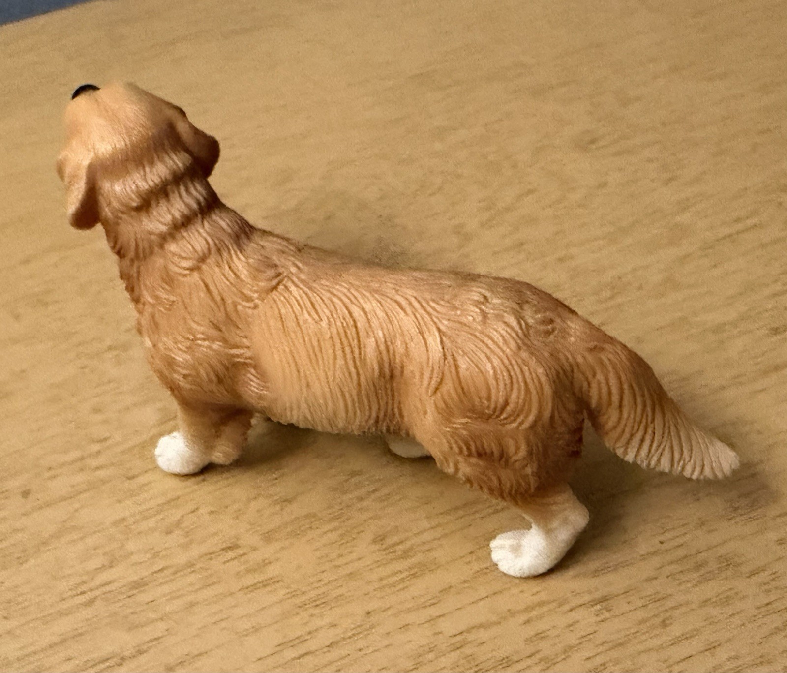 Schleich Golden Retriever Pet Dog Animal Figurine D73527 Standing