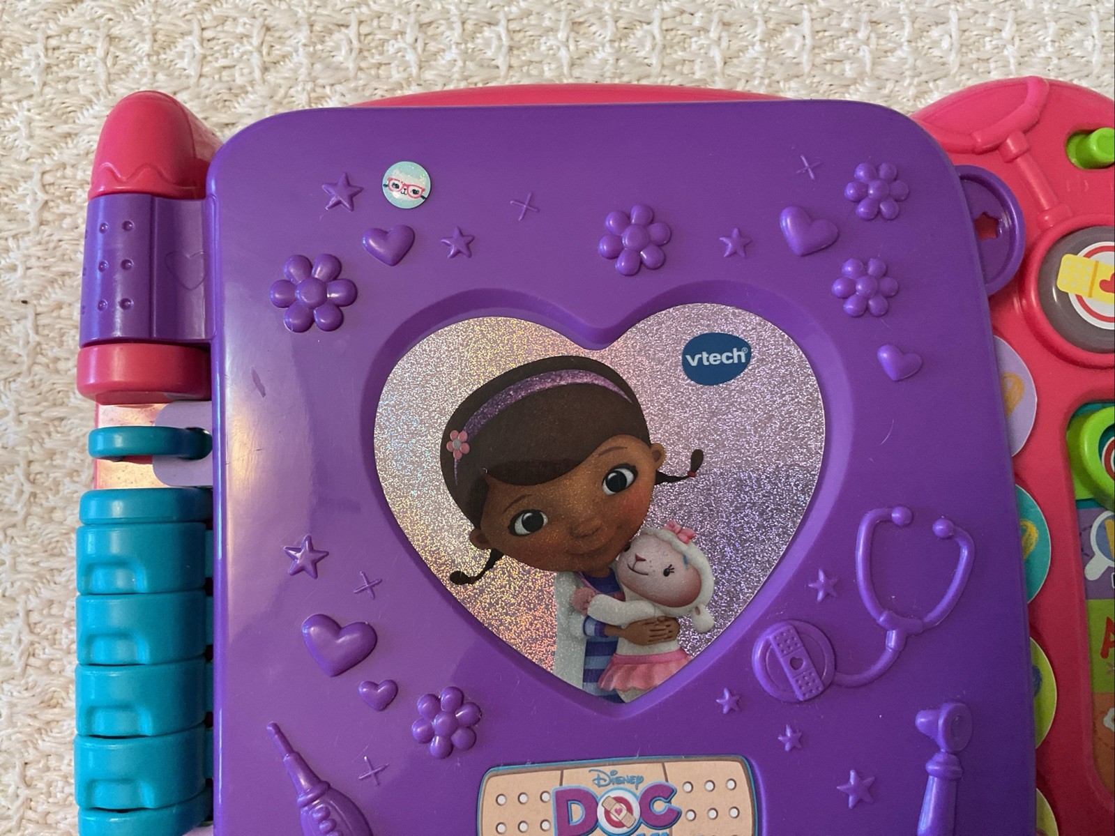 VTech Disney Jr. Doc McStuffins Discover and Learn BIG BOOK OF BOO-BOOS – Works!