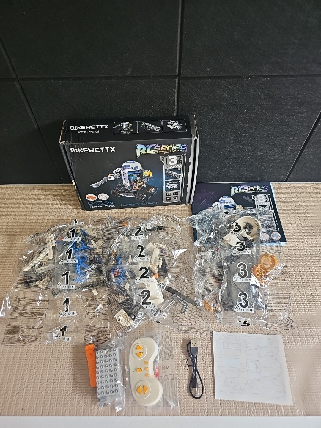 3-in-1 Educational STEM Robotics Kit with APP/Remote Control – 776 PCS