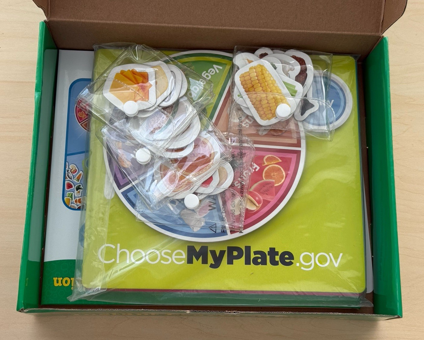 Lakeshore Nutrition Instant Learning Center Game Preschool Kindergarten DD975