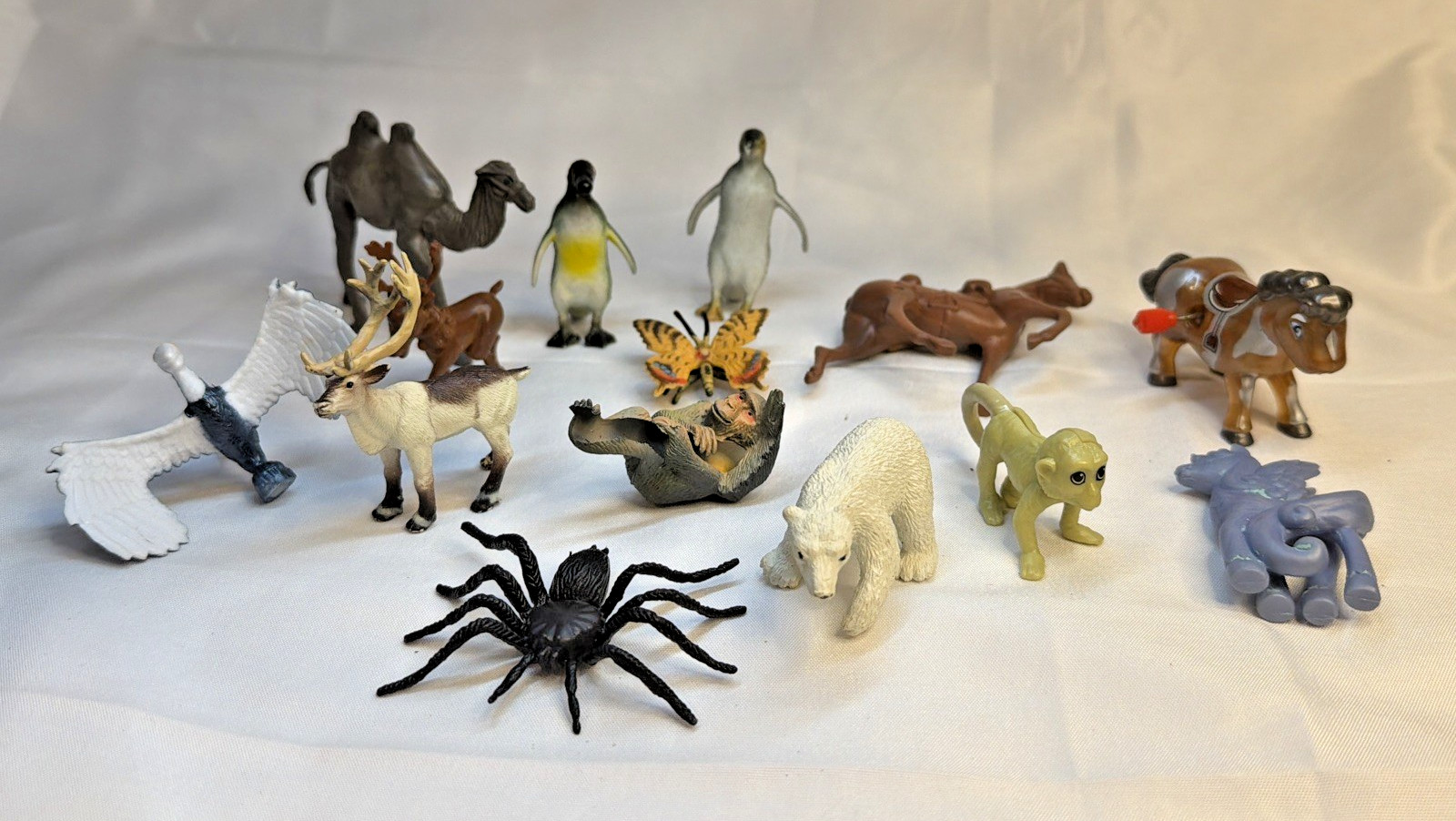 Lot Of 14 Assorted Plastic Diorama or Educational Toy Animals