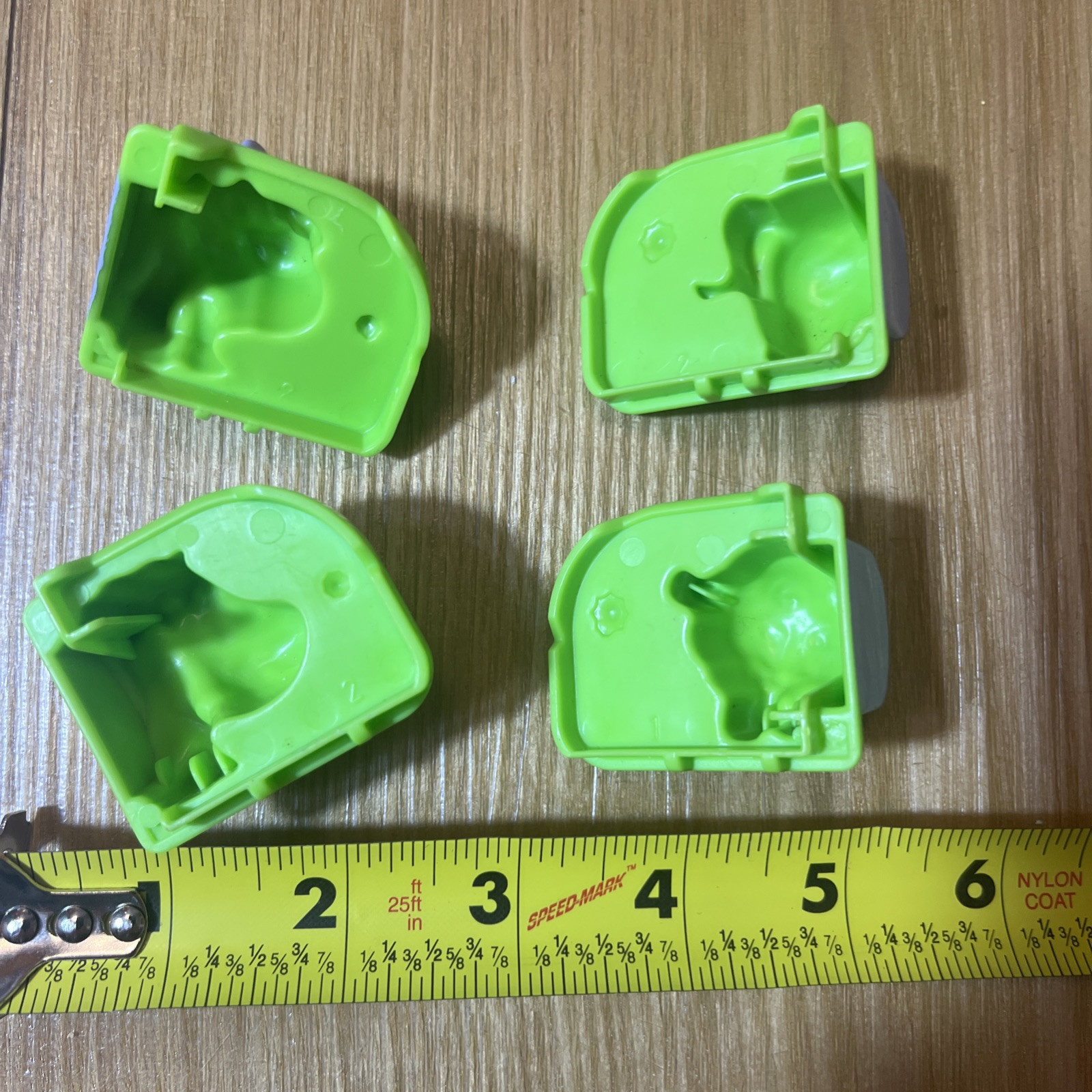 Leapfrog Magnetic Animal Farm Barn Lot Replacement Cow Horse Sheep