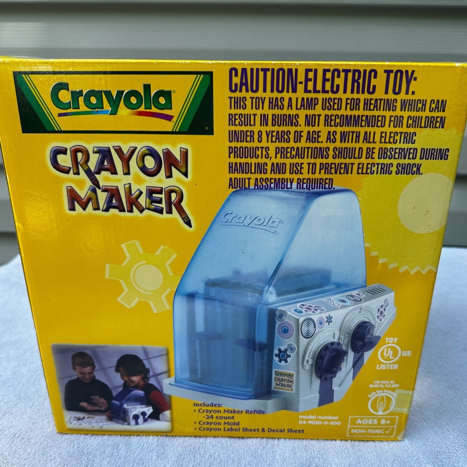 NEW SEALED VTG 2001 Crayola Crayon Maker 04-9020-0-600 Melting Craft Kit Vintage