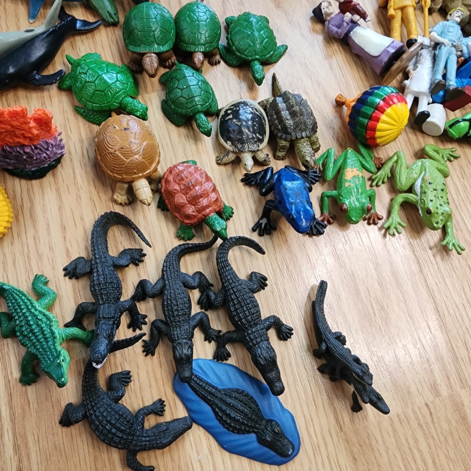 Safari Ltd TOOB Figures & Similar Animal Toy Collection Mixed Lot Of 140+