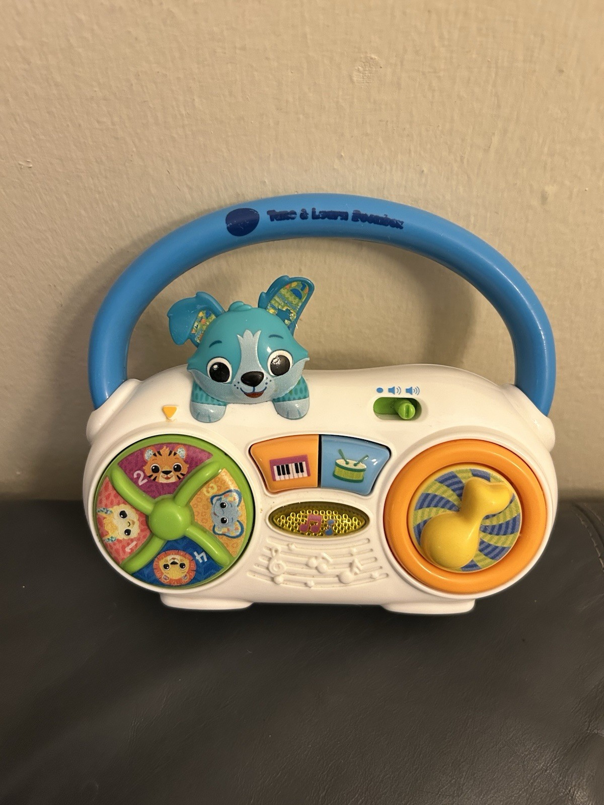 VTech Tune and Learn Boombox 6-36 Months 90+ Songs Sounds Phrases Toy, Works!
