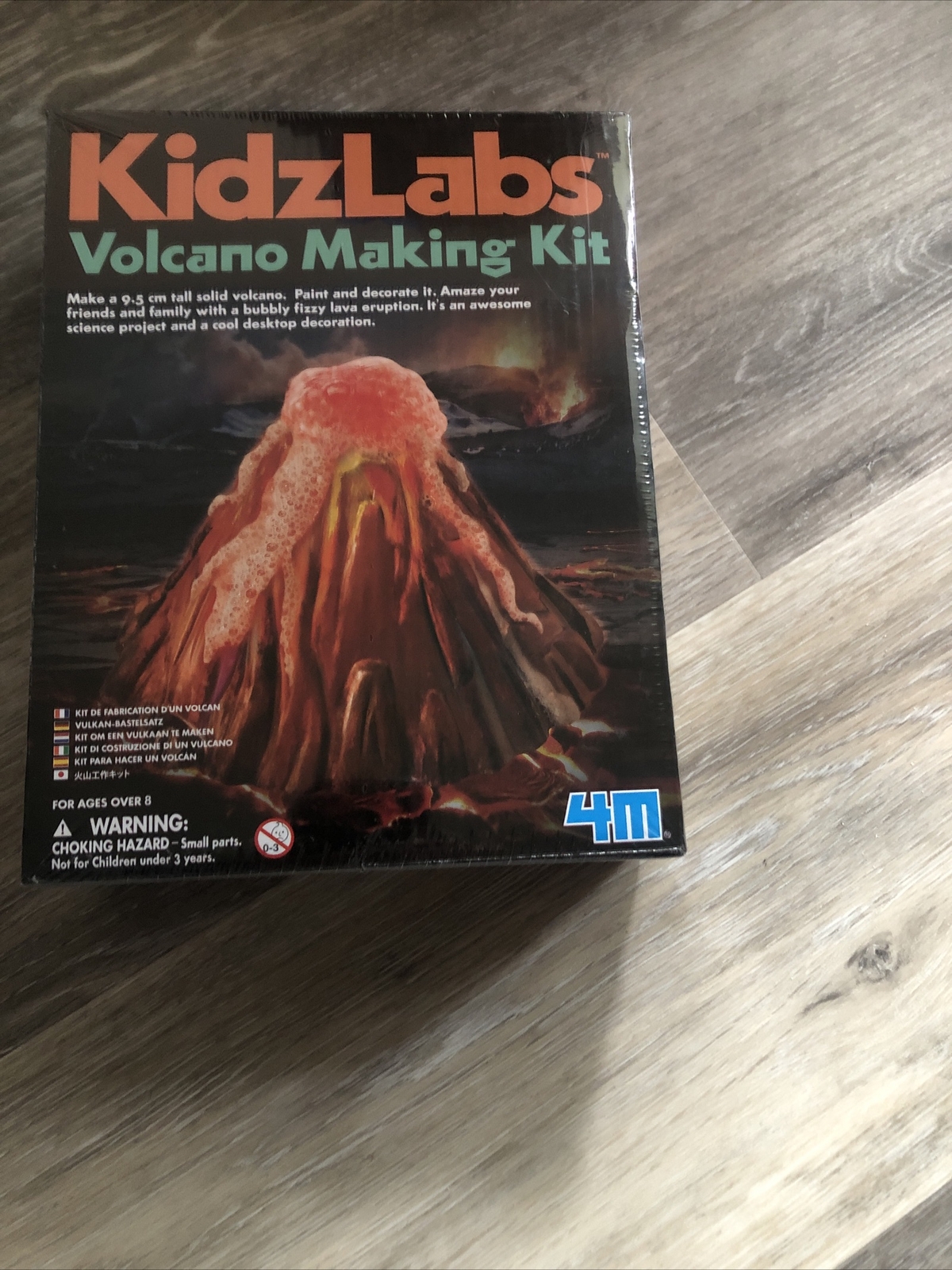 Kidz Labs Volcano Making Kit 4M Sealed Toysmith Never Opened New 8 Years +