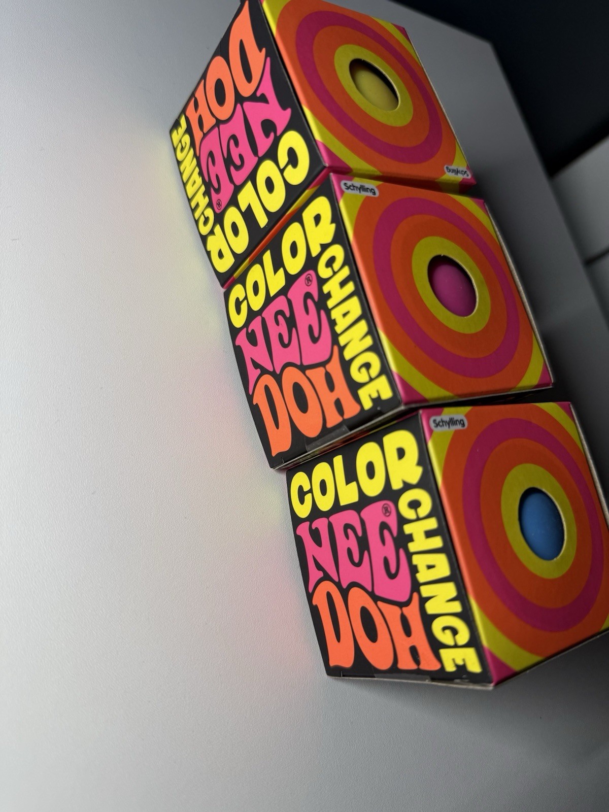 LOT OF 3! NeeDoh COLOR Change In Blue, Pink & Yellow!