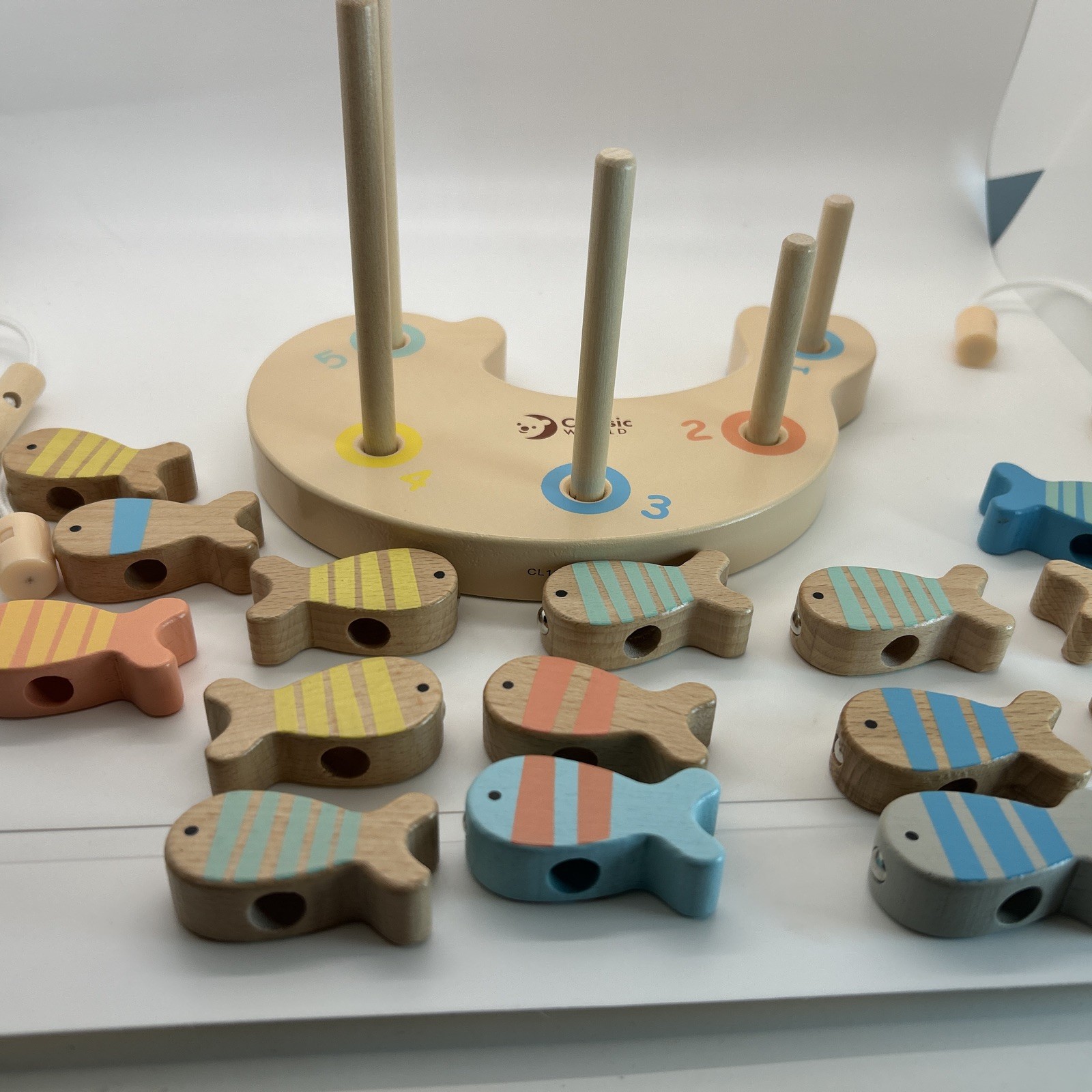 Classic World Toys – Wooden Magnetic Fishing Game Counting