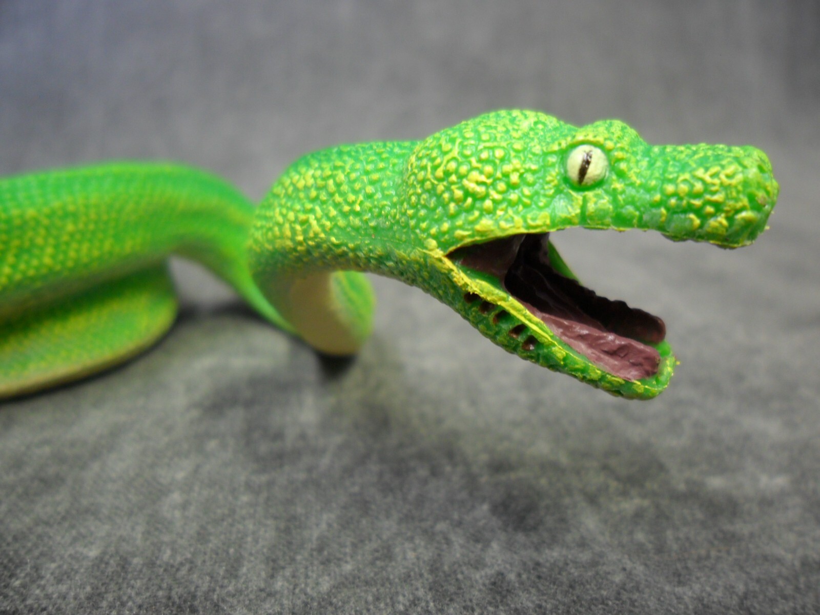 CollectA NIP * Green Tree Python * 88962 Wildlife Snake Model Toy Figurine