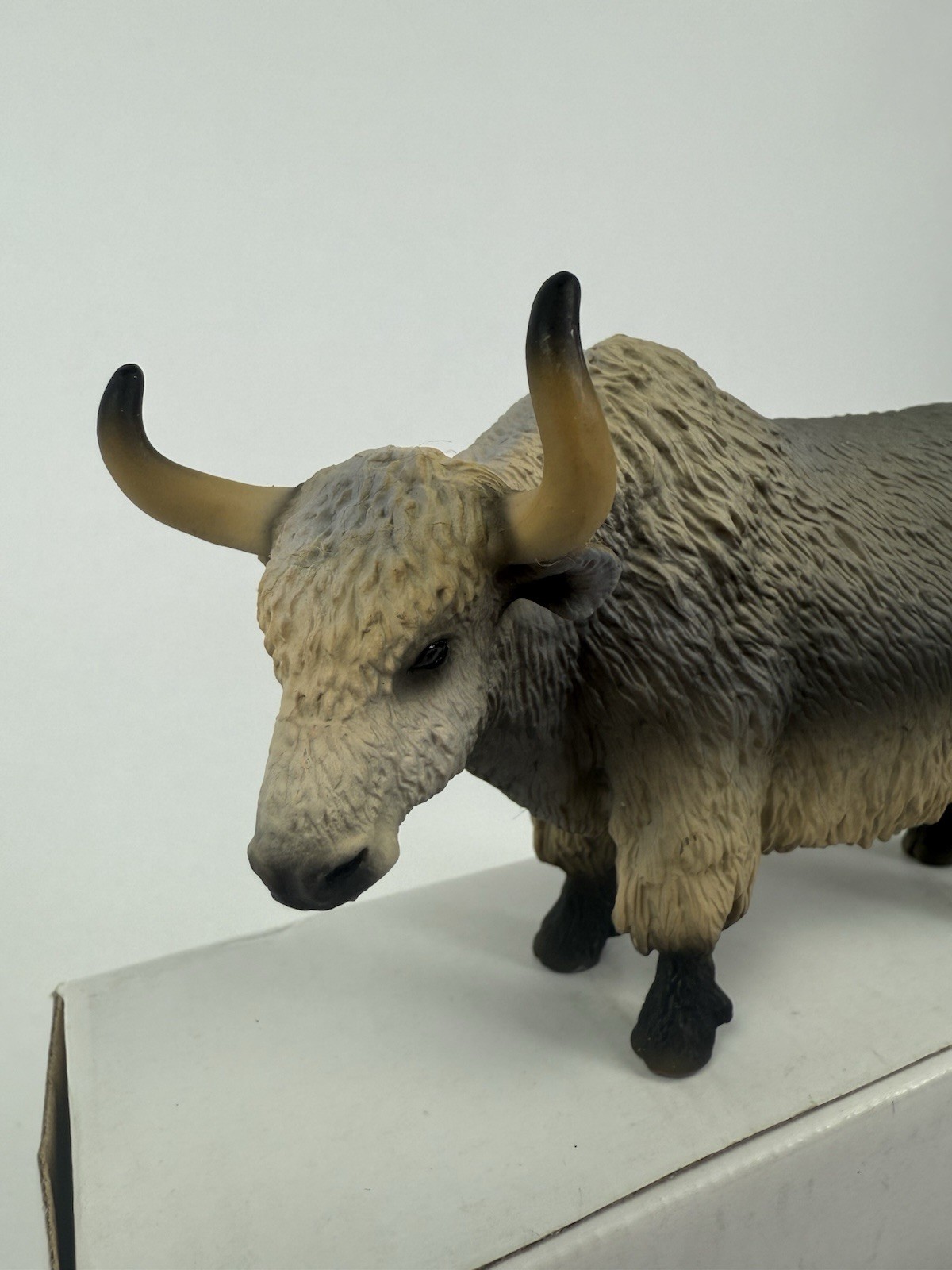 Schleich Yak Figurine Lot Gray Asian WIldlife Retired 2009 5″
