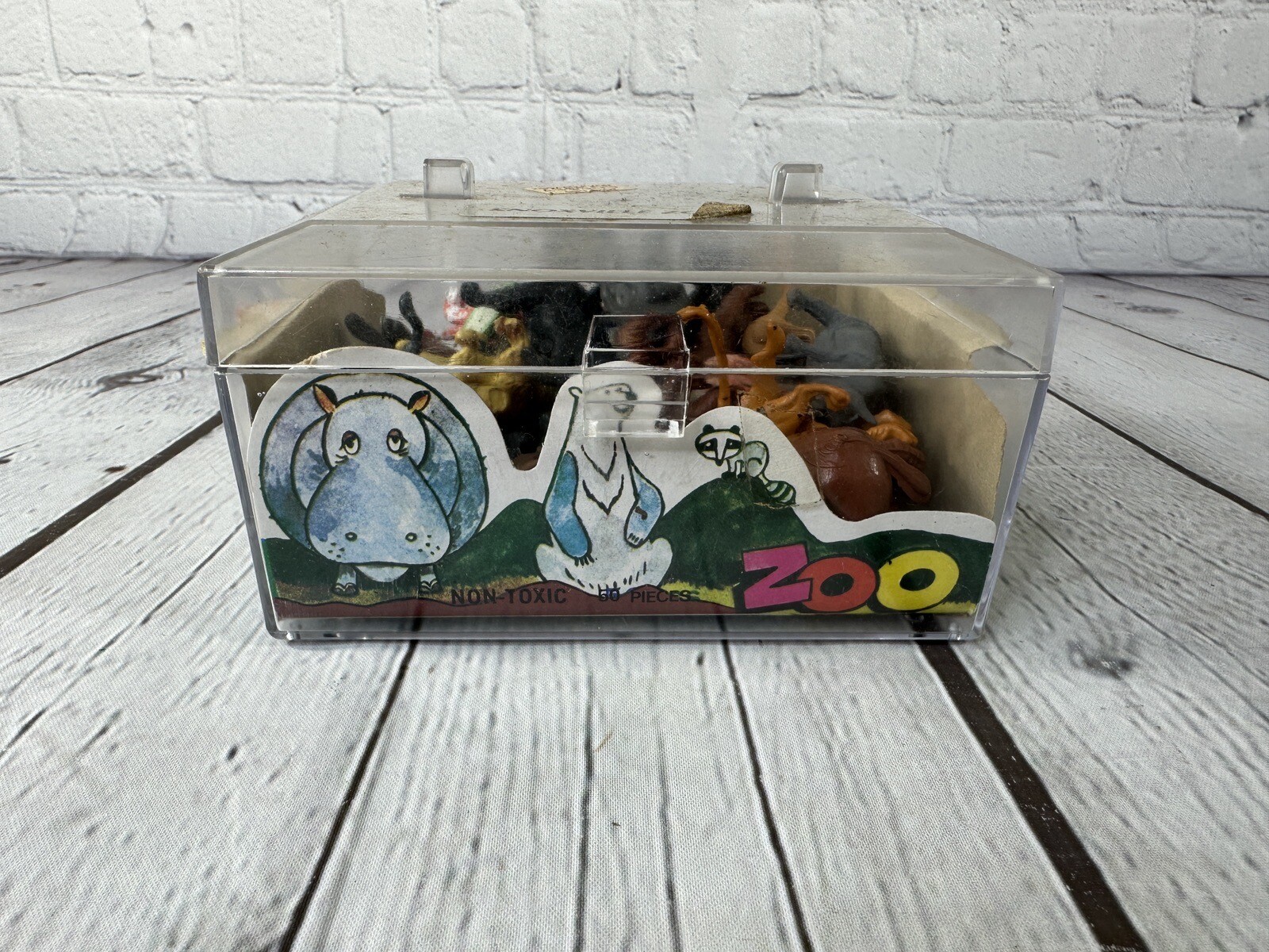 Vintage Knoxville Zoo 32 Piece Plastic Zoo Animals Hong Kong Ages 4 And Up, VGC!
