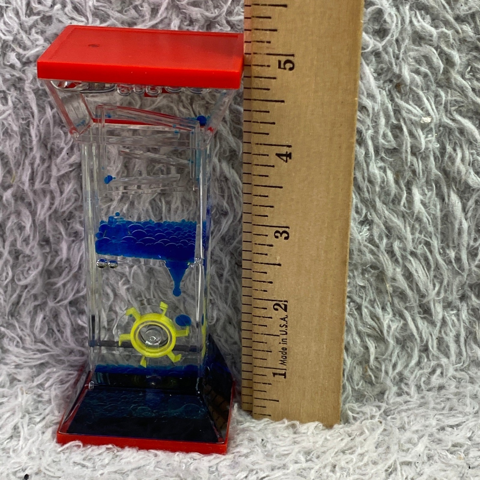 Liquid Motion Bubbler Stress Relief Toy Visual Sensory Desk Office Wheel