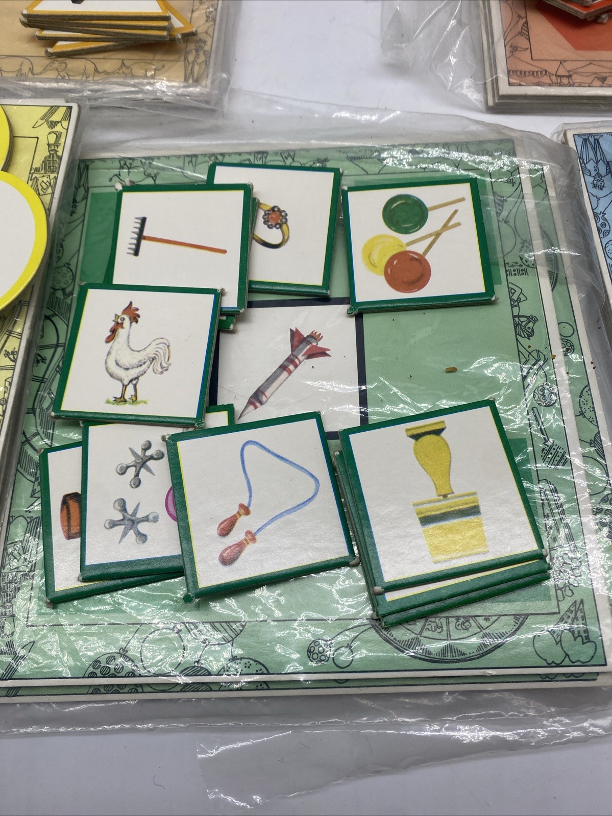 1971 Early Learning Activity Beginning Sounds Great Illustrations Complete!