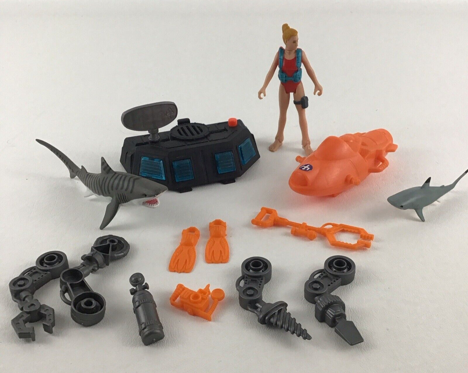 Animal Planet Ocean Quest Abyss Action Figure Playset Shark Deep Sea Exploration