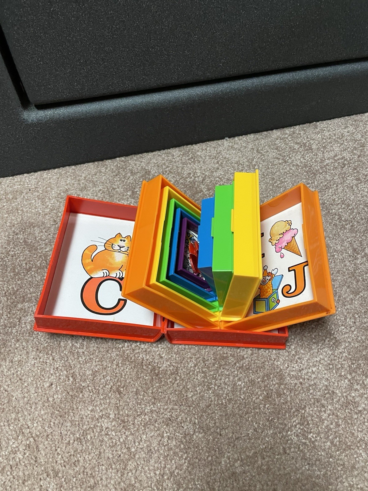Tupperware Tuppertoys Bookworm Nesting Alphabet Books Full Set Vintage 1987 USA