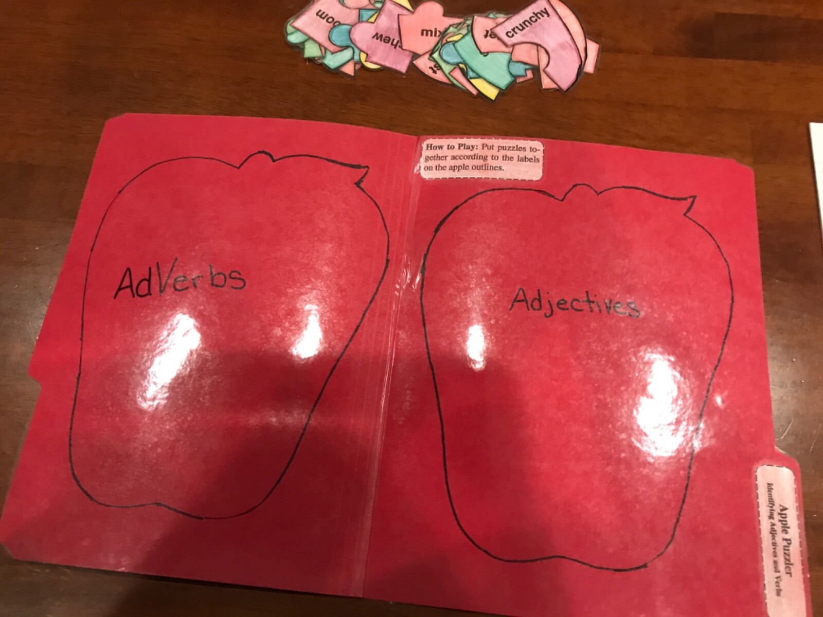 Apple Puzzler! Nouns Verbs 2nd grade language arts file folder game