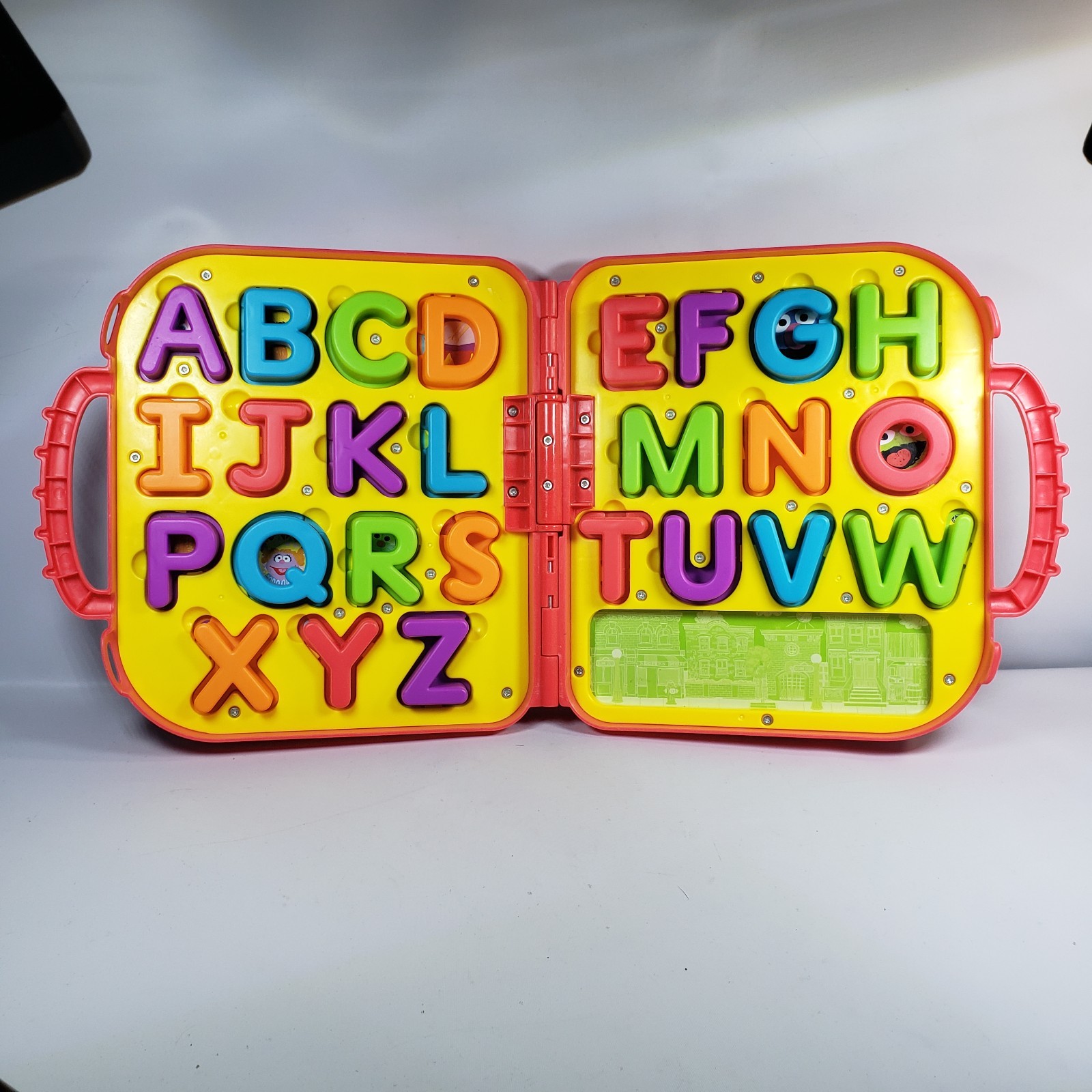 Hasbro Sesame Street Elmo’s On The Go Letters Alphabet & Carry Case 100%COMPLETE