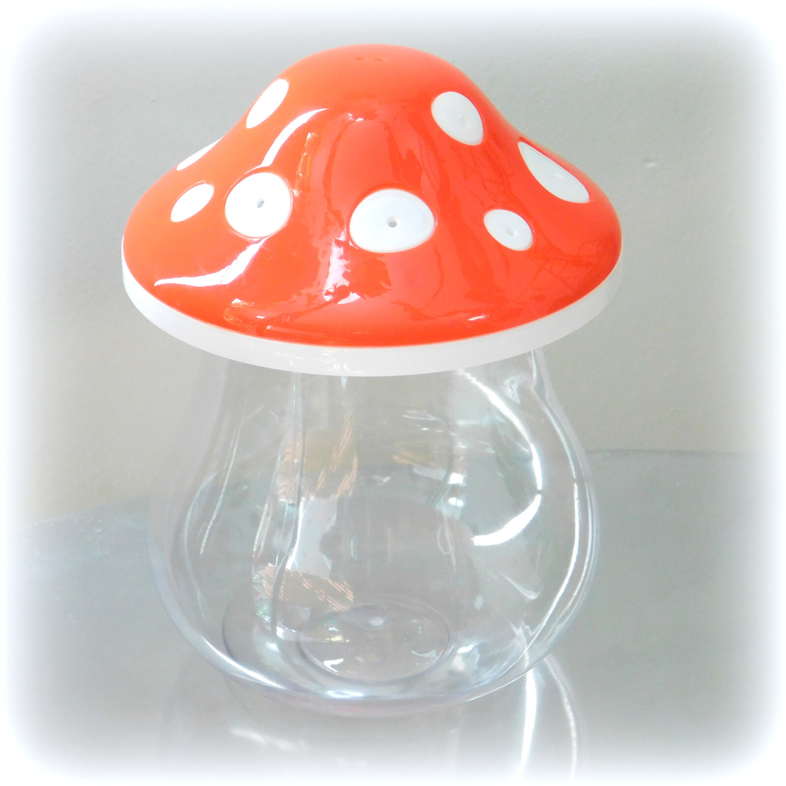 Clear Toadstool Mushroom Spider & Insect Enclosure Habitat Bug House w Screw Lid