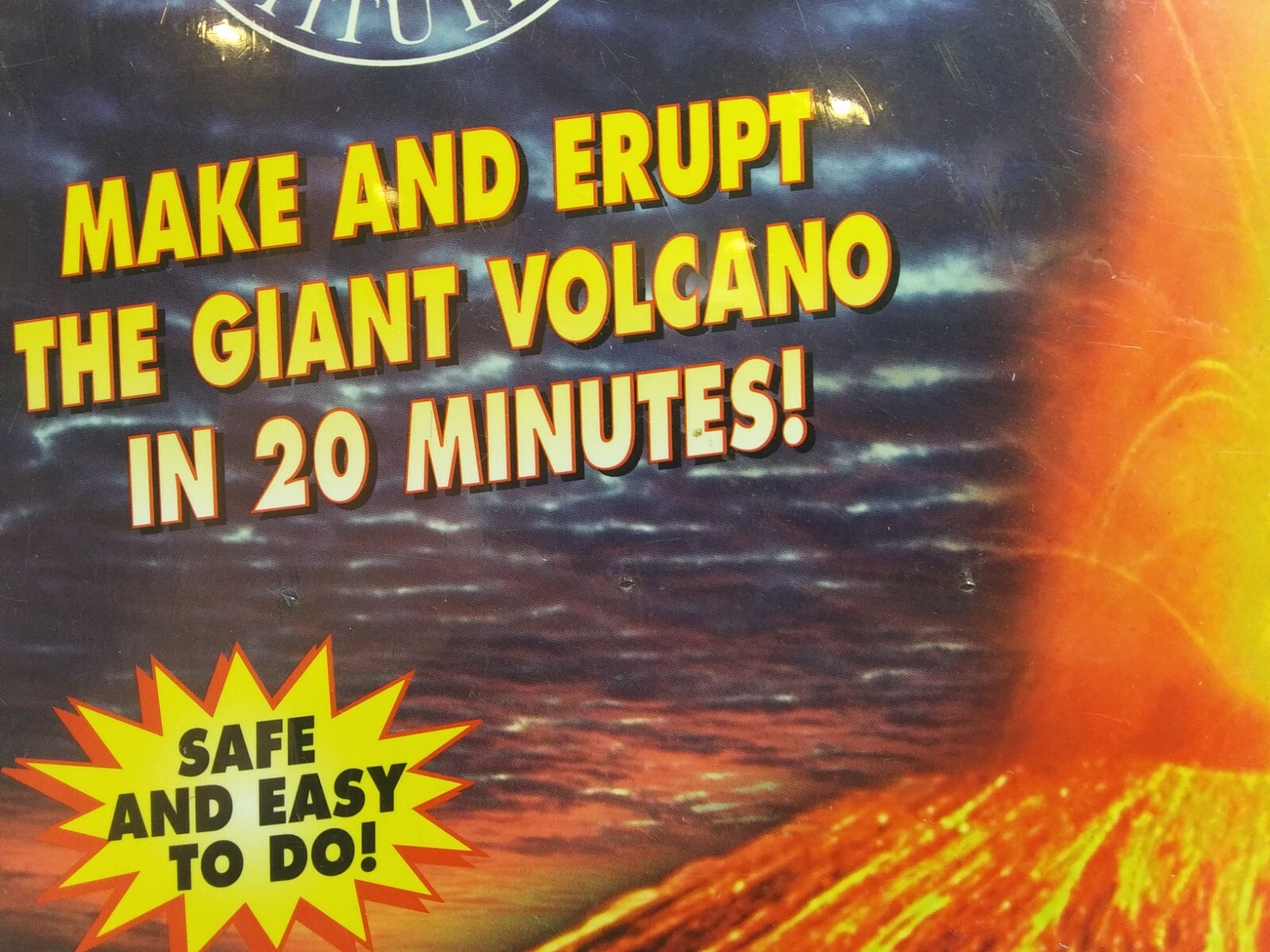Smithsonian Giant Volcano – NEW In SEALED Box- Safe and Easy Ages 8 And Up