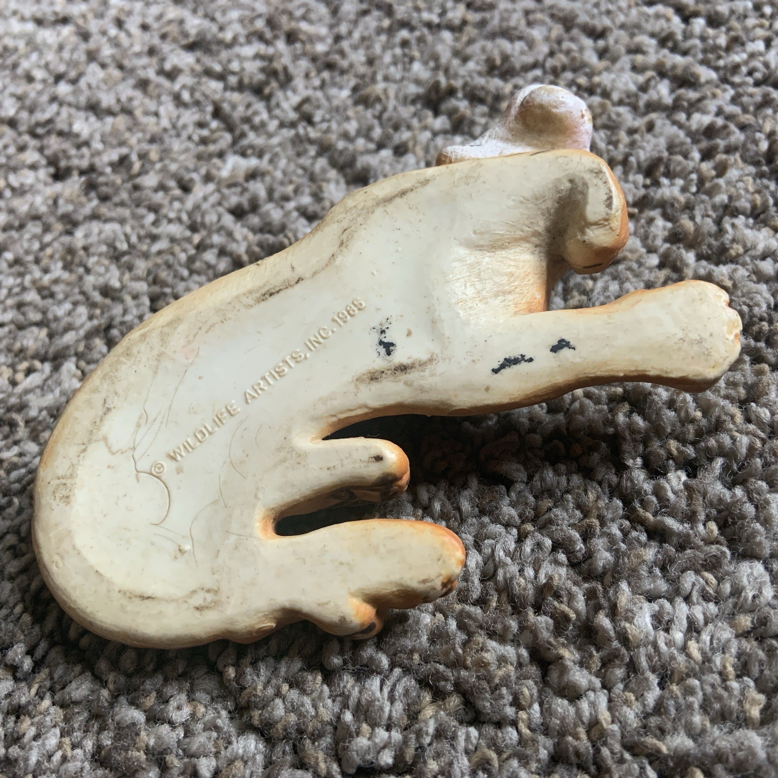 W.A.I. Wildlife Artists Tiger Laying Down Plastic Toy Figure vintage 1985