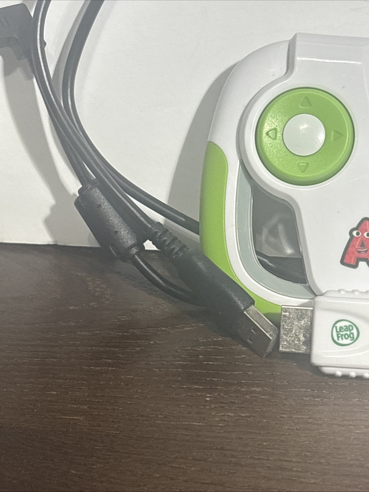 LEAPFROG LEAPLAND ADVENTURES LEARNING VIDEO GAME Works ABC 123 Color Shapes PreK