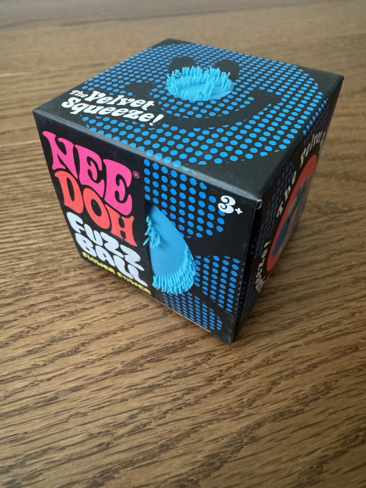 Nee Doh Fuzz Ball Nice Ice Baby 4 pack Cubes Pink Blue Purple Sealed Authentic