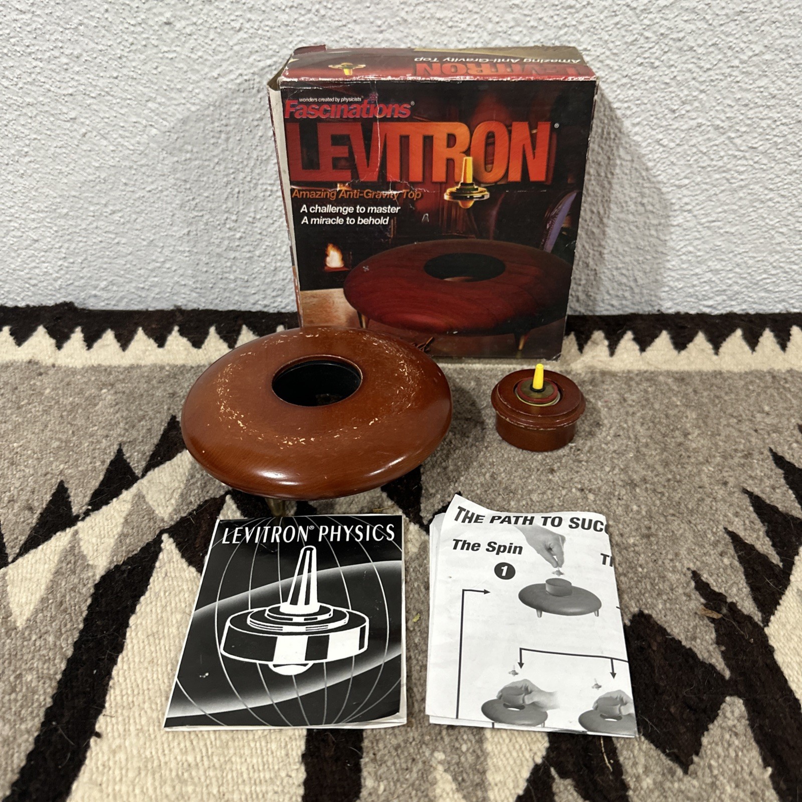 VTG The Amazing Anti-Gravity Top Levitron Cherry Wood Fascinations CIB 2003