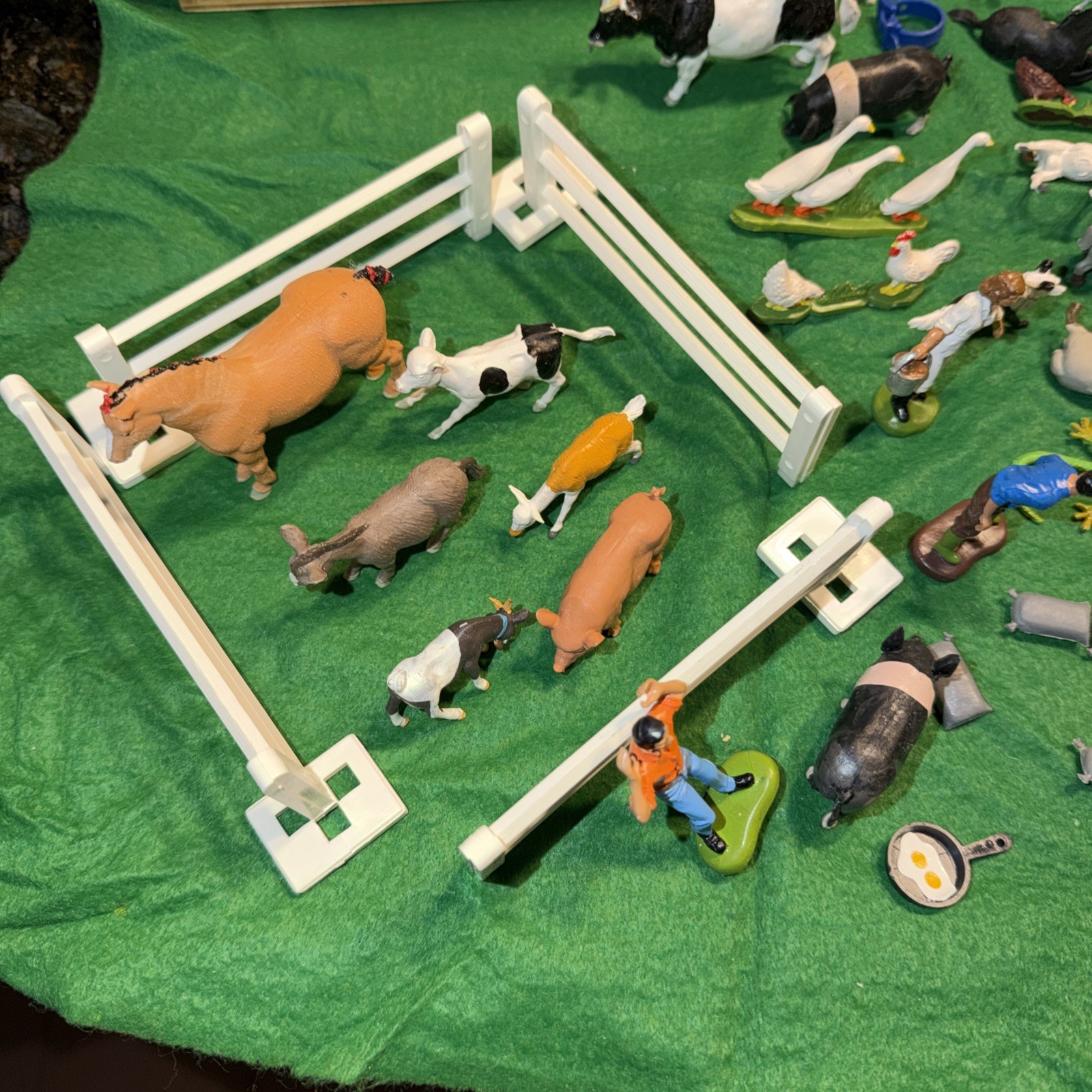 Montessori lesson: The farm 1 and 2 teach Grammar Language box homeschool