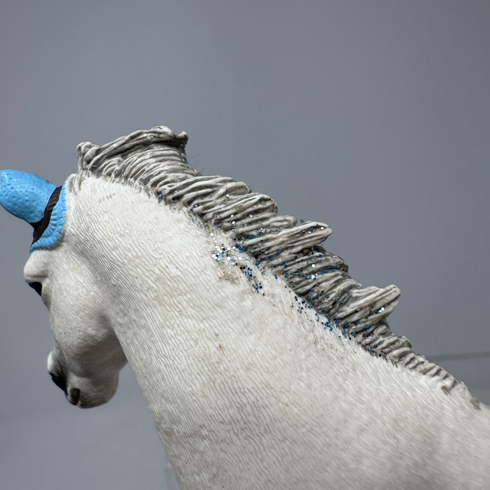 Schleich Hanoverian Mare Tournament Figure White Horse Stallion Animal Figurine