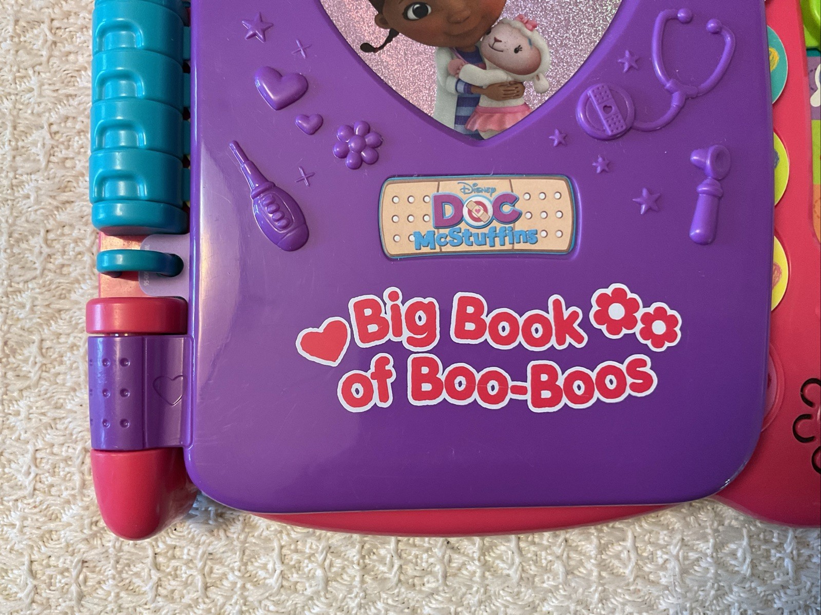 VTech Disney Jr. Doc McStuffins Discover and Learn BIG BOOK OF BOO-BOOS – Works!