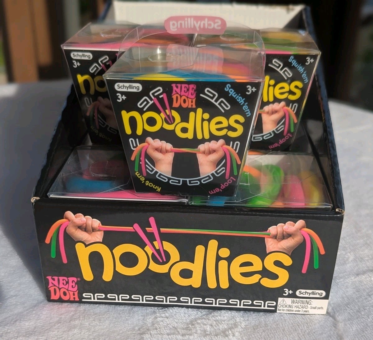 NeeDoh Noodlies – 5 different colored stretchy noodles – Schylling – Brand New
