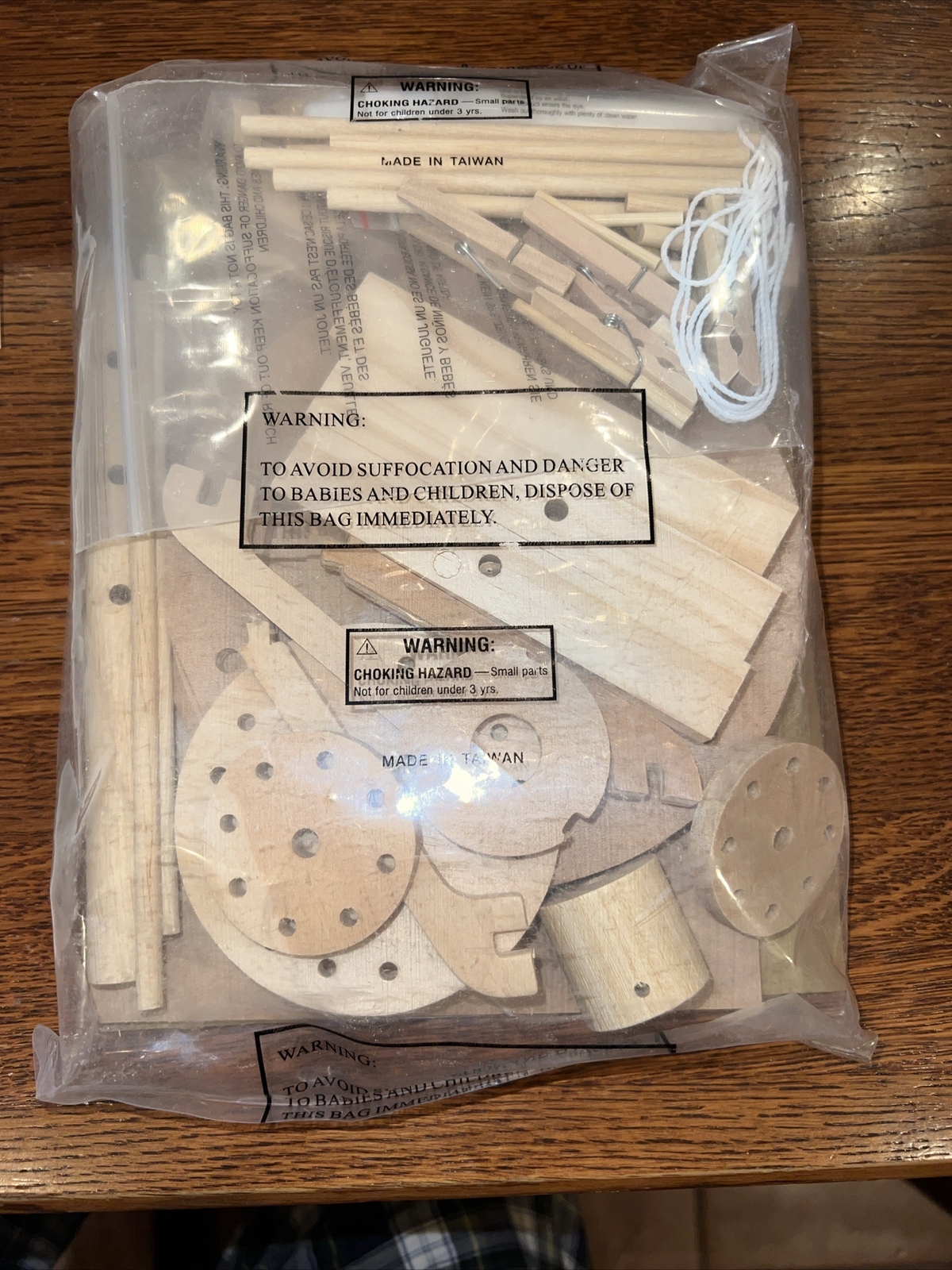 Leonardo da Vinci Helicopter, Model Kit Arial Screw Kit to Build by Pathfinders