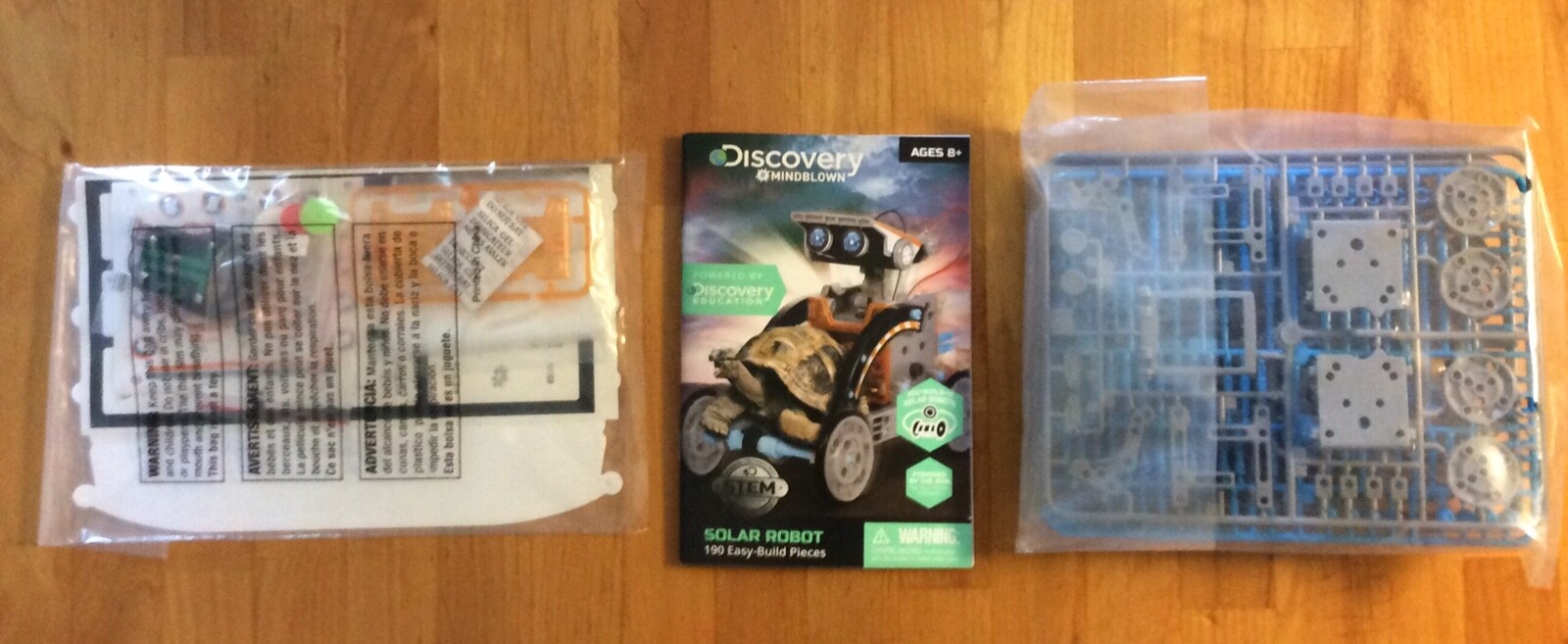 Discovery Solar Robot Creation Kit, Unopened Bags, Unassembled