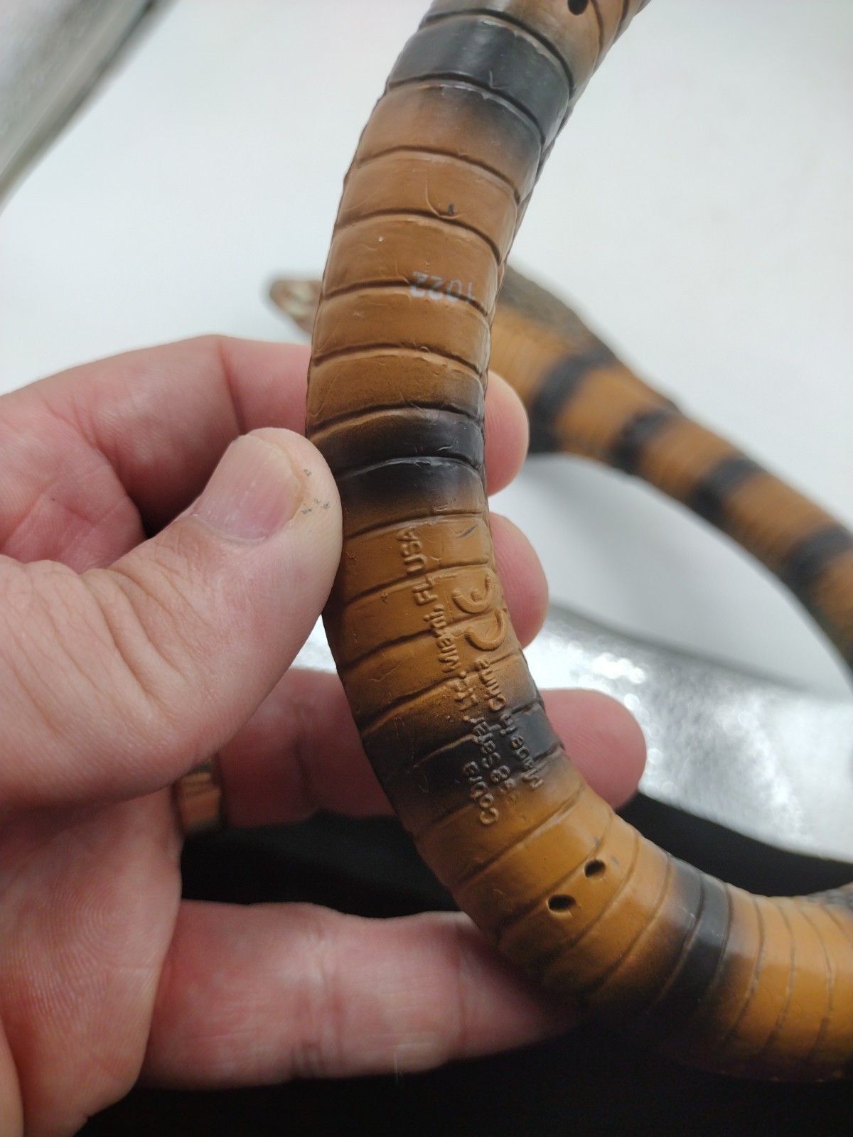 Safari Ltd. Cobra Snake Figure Bendable 34″ Realistic Reptile Vintage 1998 Toy