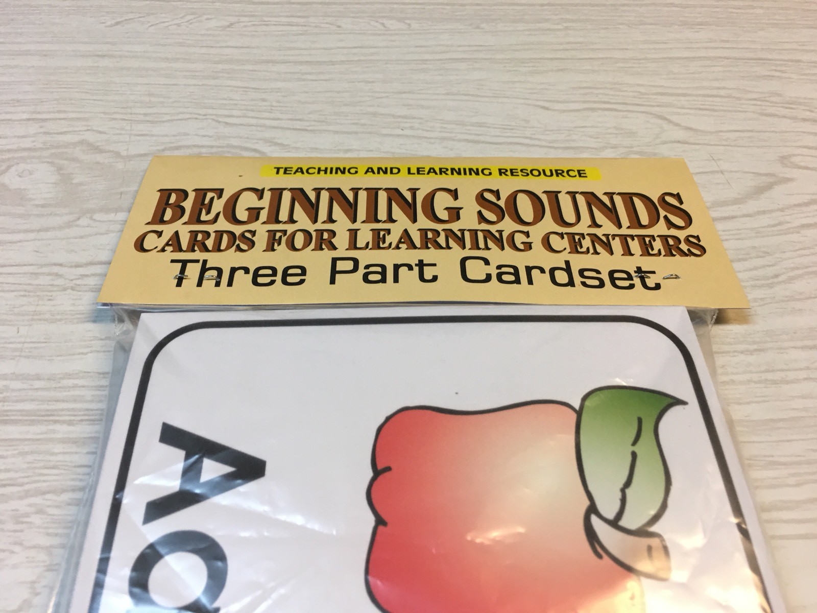 Montessori – Beginning Sound – Cards for Learning Center – Three Part Card set