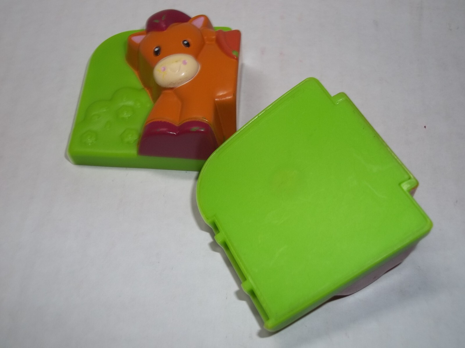 Leap Frog Fridge Farm Barn Magnetic Animal Part Horse 2004 Older version