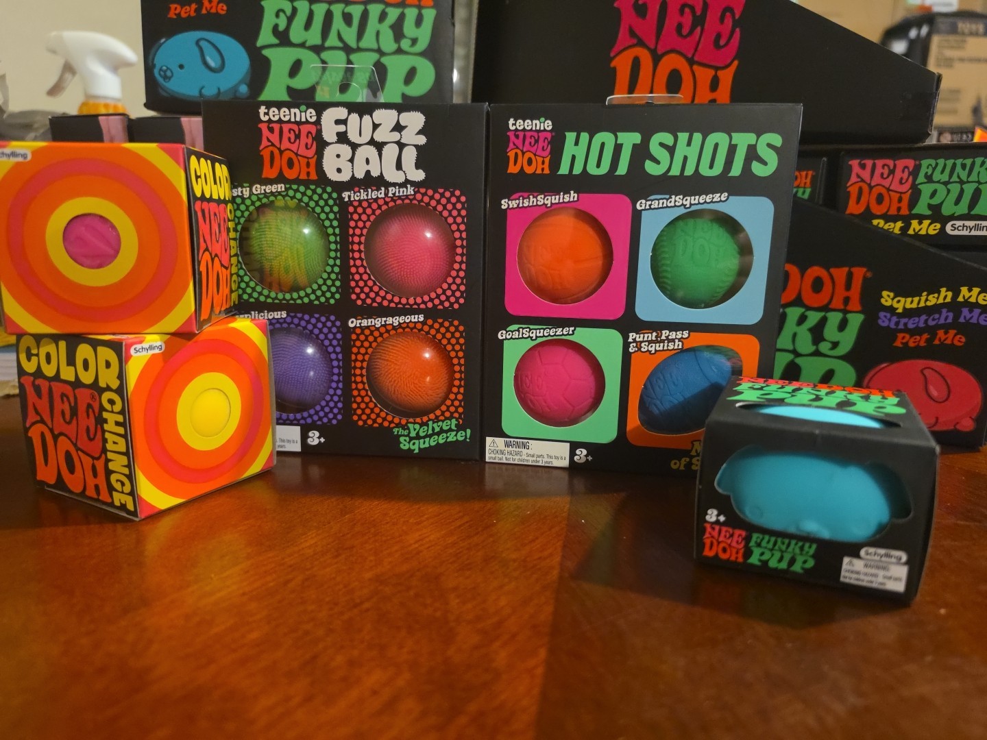 NeeDoh Hot Shots Teenie Fuzz Ball Pup 2 Color Change Color Change Cube Lot 5