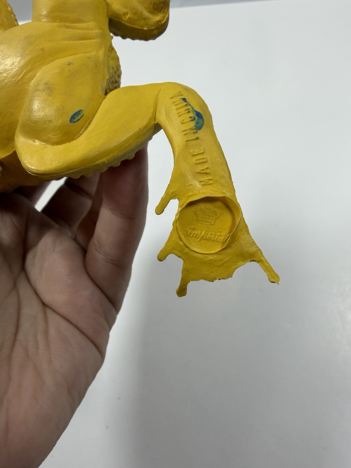 Vintage Imperial Rubber Toad Frog Bath Toy Green Yellow Squeeze Squirt Toy