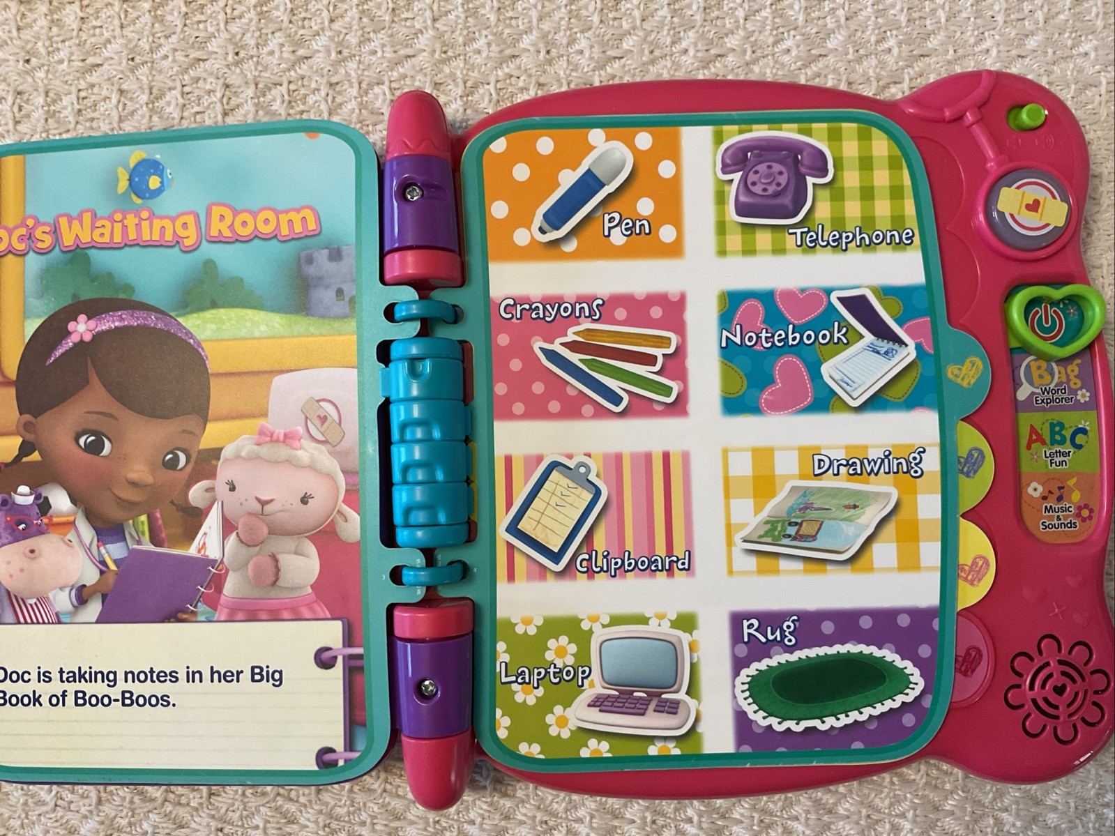 VTech Disney Jr. Doc McStuffins Discover and Learn BIG BOOK OF BOO-BOOS – Works!