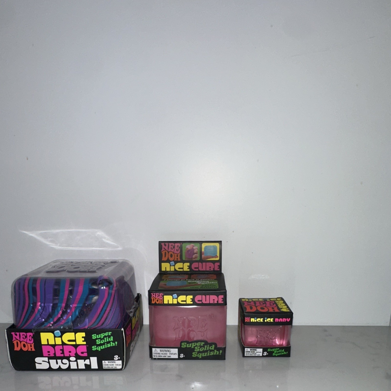 🔥🔥Schylling NeeDoh Pink Super Solid Squish Set Nice Berg Swirl, Cube Ice Baby