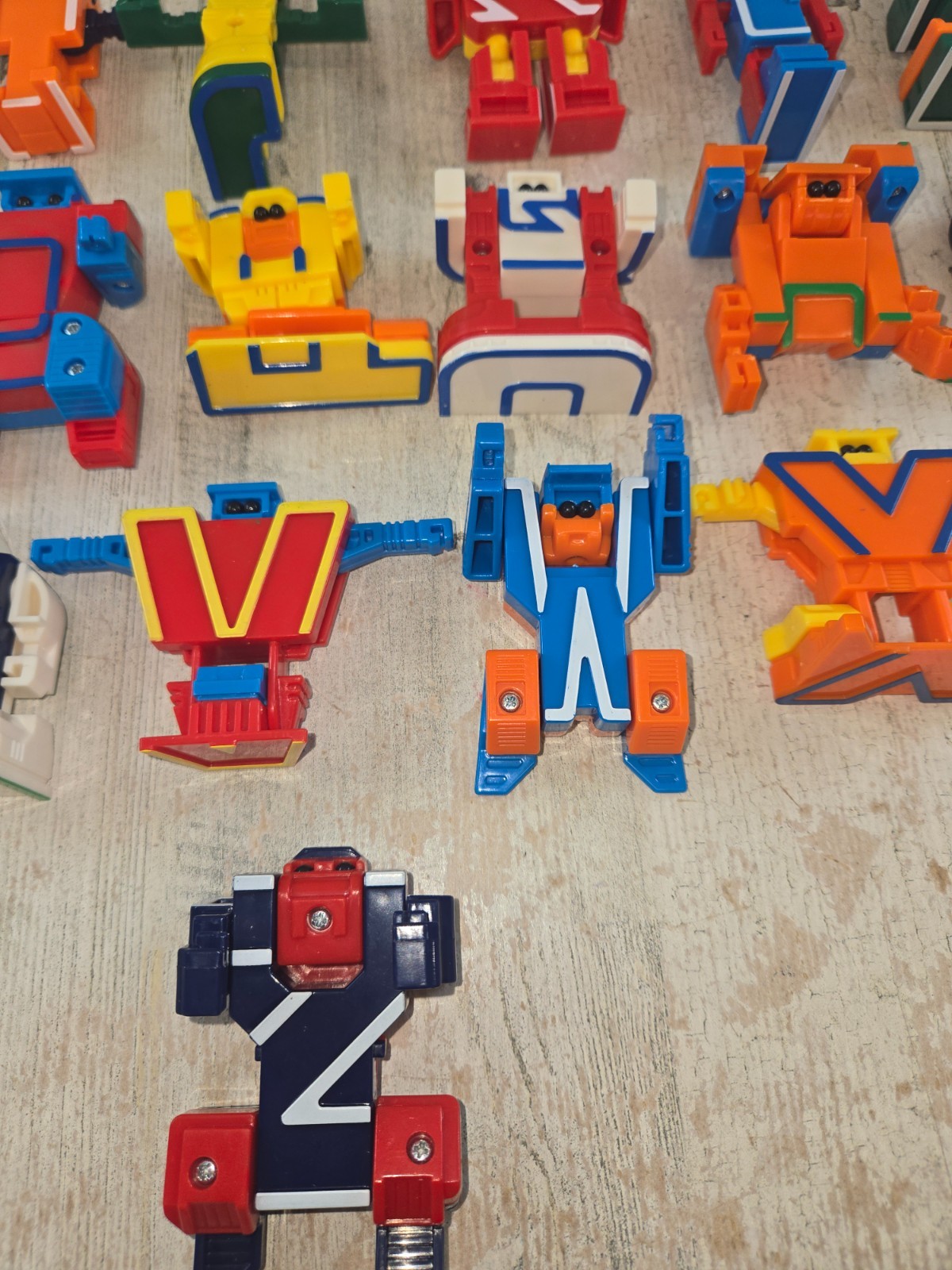 Lakeshore Alpha Bots Transformer Robots Letter Learning Toys Lot of 25